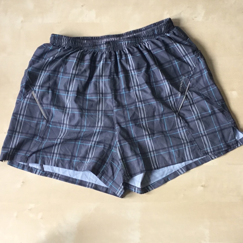 Brooks Plaid Running Shorts 6” inseam